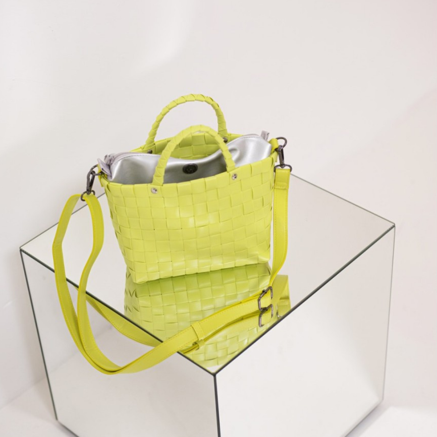 DASH – Crossbody-Tasche mit Reißverschluss und PU-Schulterriemen