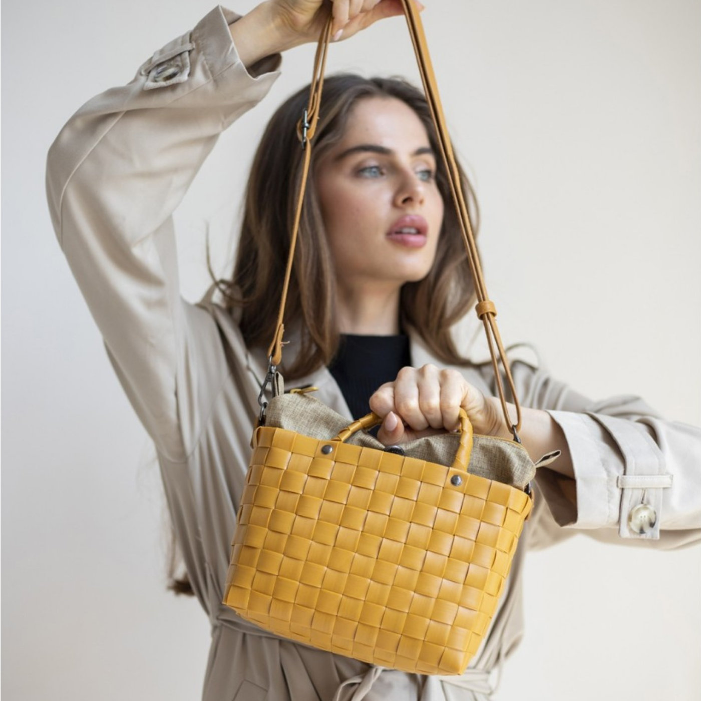 DASH – Crossbody-Tasche mit Reißverschluss und PU-Schulterriemen