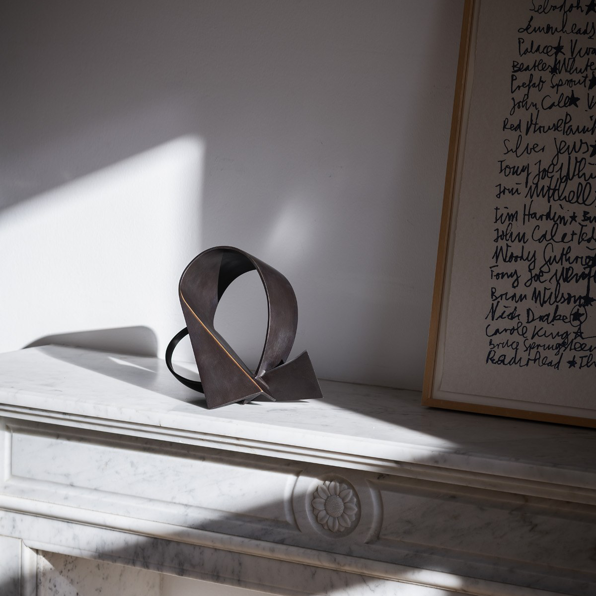 SWIRL Bronzeskulptur by Vera Borghgraef