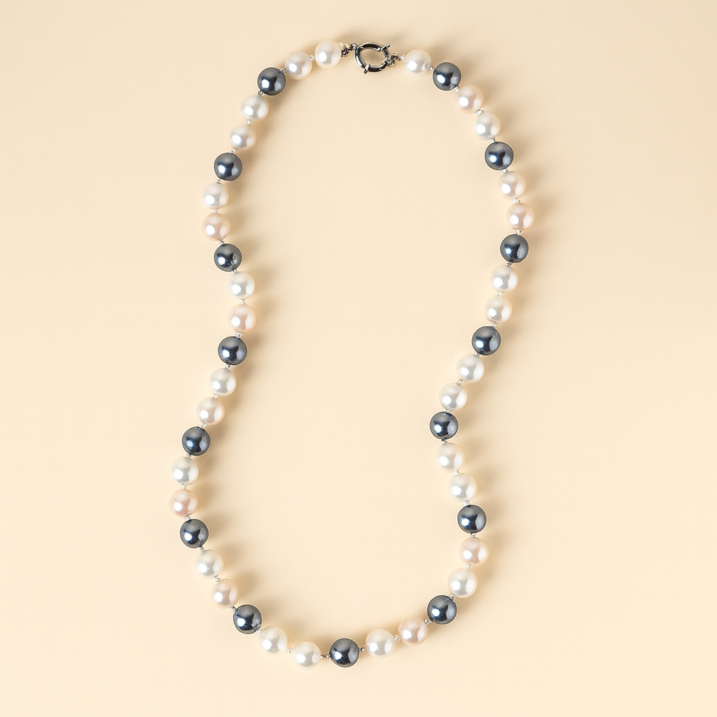 Klassische Perlenkette in Verschiedenen Farben