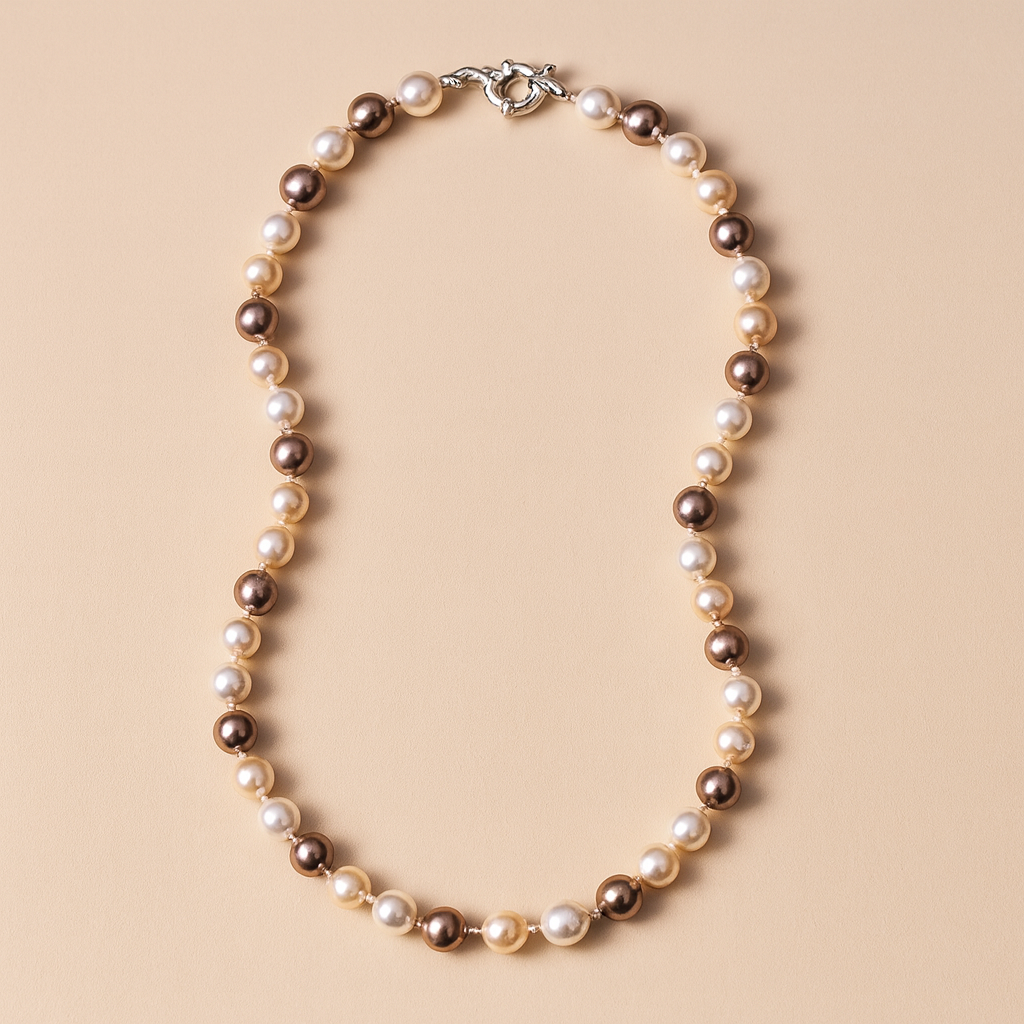 Klassische Perlenkette in Verschiedenen Farben
