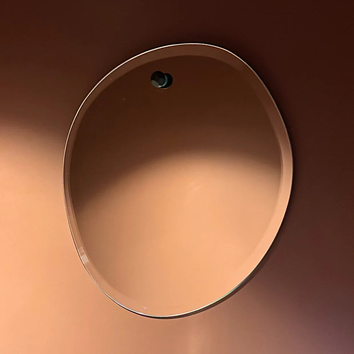 Copper Allos – Handgefertigter Wandspiegel aus französischem Glas, Kupfer-Finish Ø 32 cm