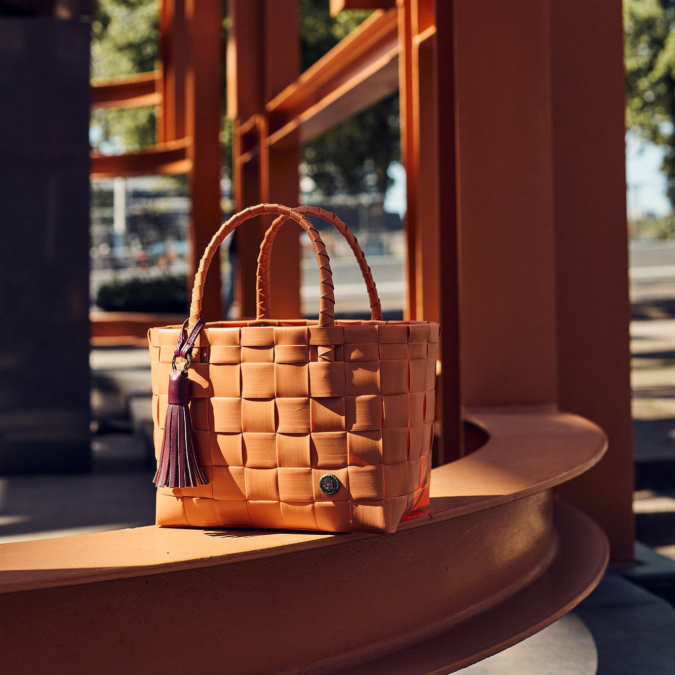 Mini Paris – Mini Shopper mit Riemen und PU-Quaste