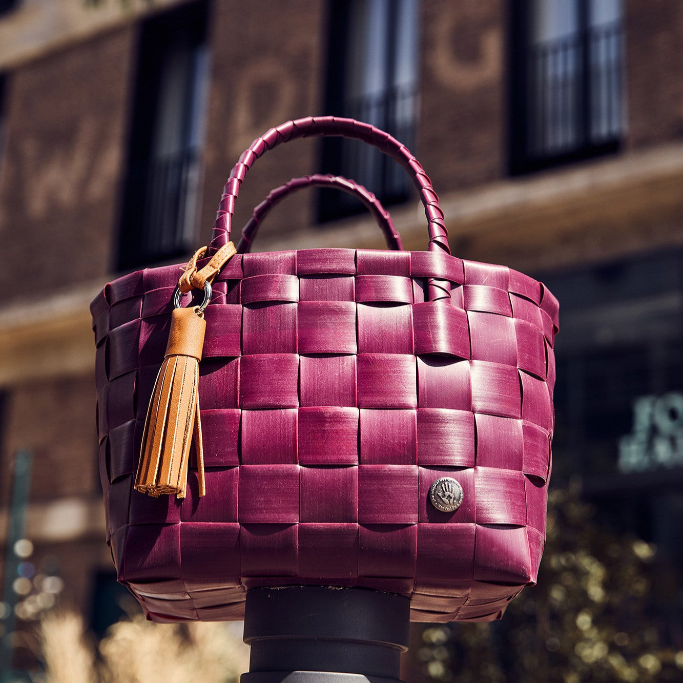 Mini Paris – Mini Shopper mit Riemen und PU-Quaste