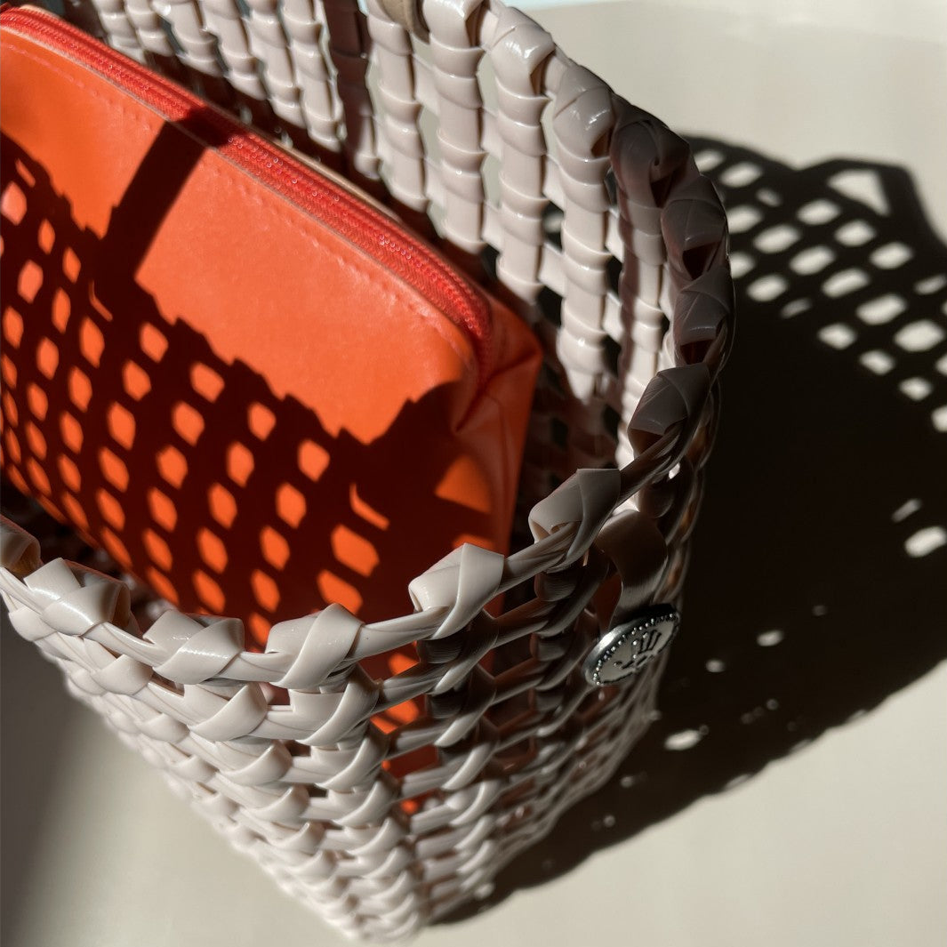 MAZE MINI Handbag – Handgefertigte Flechttasche mit Clutch