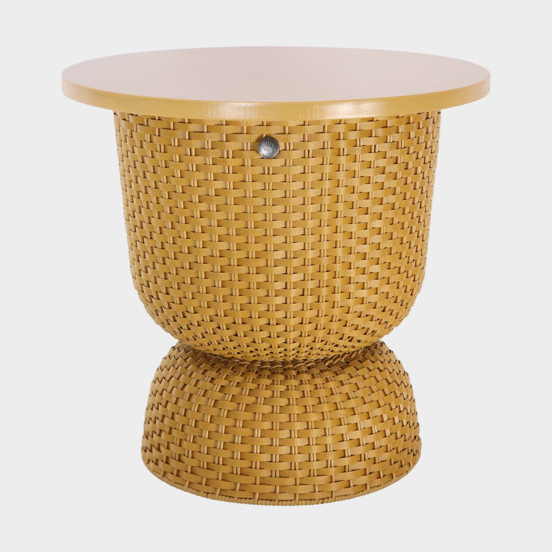 Twist Table – Beistelltisch mit Stauraum und Holzplatte